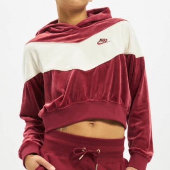 Nike Sweaters - NWT Nike Plush Red Heritage Cropped Hoodie - S